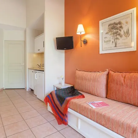 Le Hameau De La Pinede S 4/5 Resort *