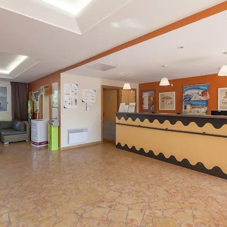 Le Hameau De La Pinede S 4/5 Курортный комплекс
