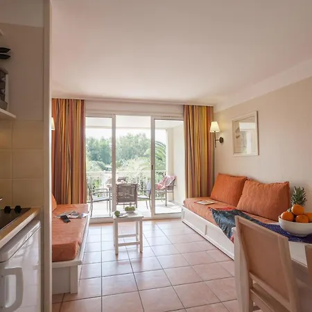 Le Hameau De La Pinede S 4/5